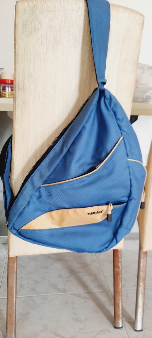 10L Blue Sling Bag, Men's Fashion, Bags, Sling Bags on Carousell