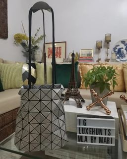 (Category: ) located in . Submitted by luxehuntsmla.bymari (Listing ID 1310693178, Image 1). Description: .