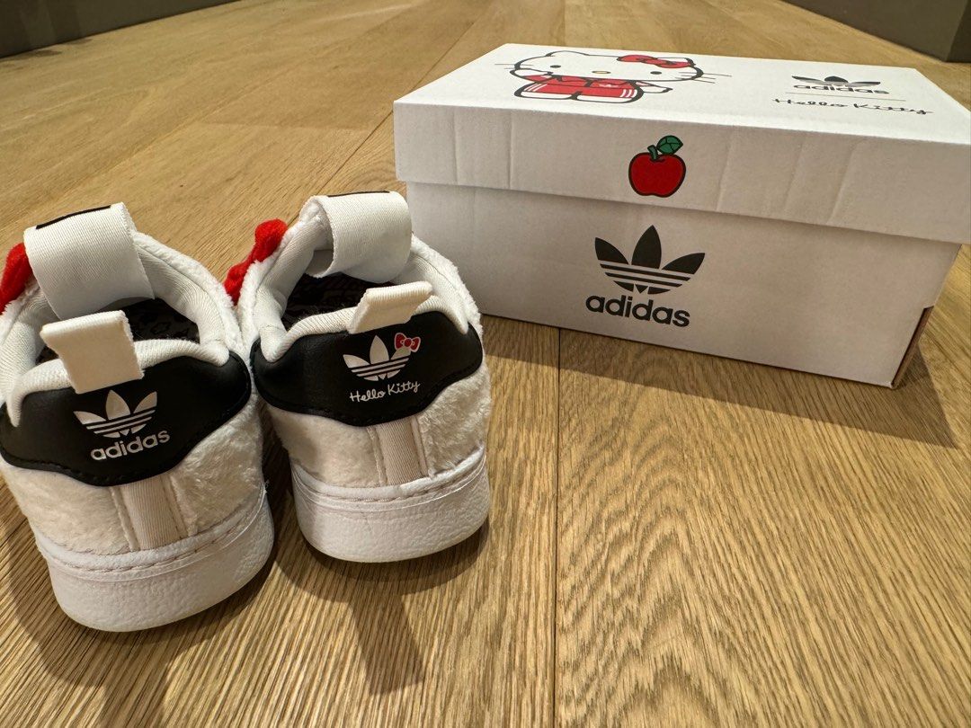 adidas gazelle silver green womens Toddler adidas Hello Kitty Superstar 360 Shoes main image 1