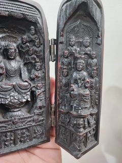 ANTIQUE CHINESE BUDDHISM HIGHLY DETAILED CARVED WOODEN TRAVEL TRIPTYCH MARKED