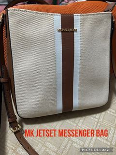 Authentic Michael Kors Jetset Messenger Bag