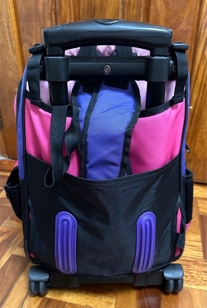 Backpack Trolley (Category: Backpacks) located in Malabon City. Submitted by kidsmnl (Listing ID 1310780022, Image 3). Description: BACK TO SCHOOL :Backpack trolley original Hawk brand. Good as new. Decluttering.