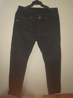 On Sale Bench Chinos Jeans Size 31  Black Men