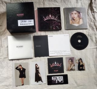 BLACKPINK ALBUMS AND PHOTOCARDS