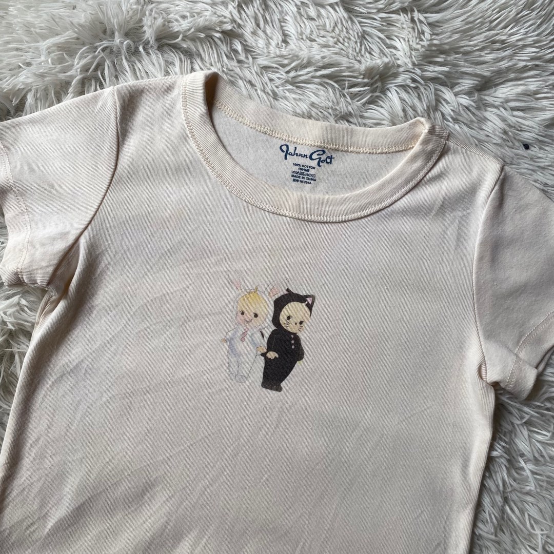 Brandy Melville Ashlyn Cherub Baby Tee, Women's Fashion, Tops, Others ...