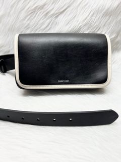 Calvin Klein CK Women’s 3-in-1 Clutch/Belt Bag/Belt. Size: Small or Petite Medium