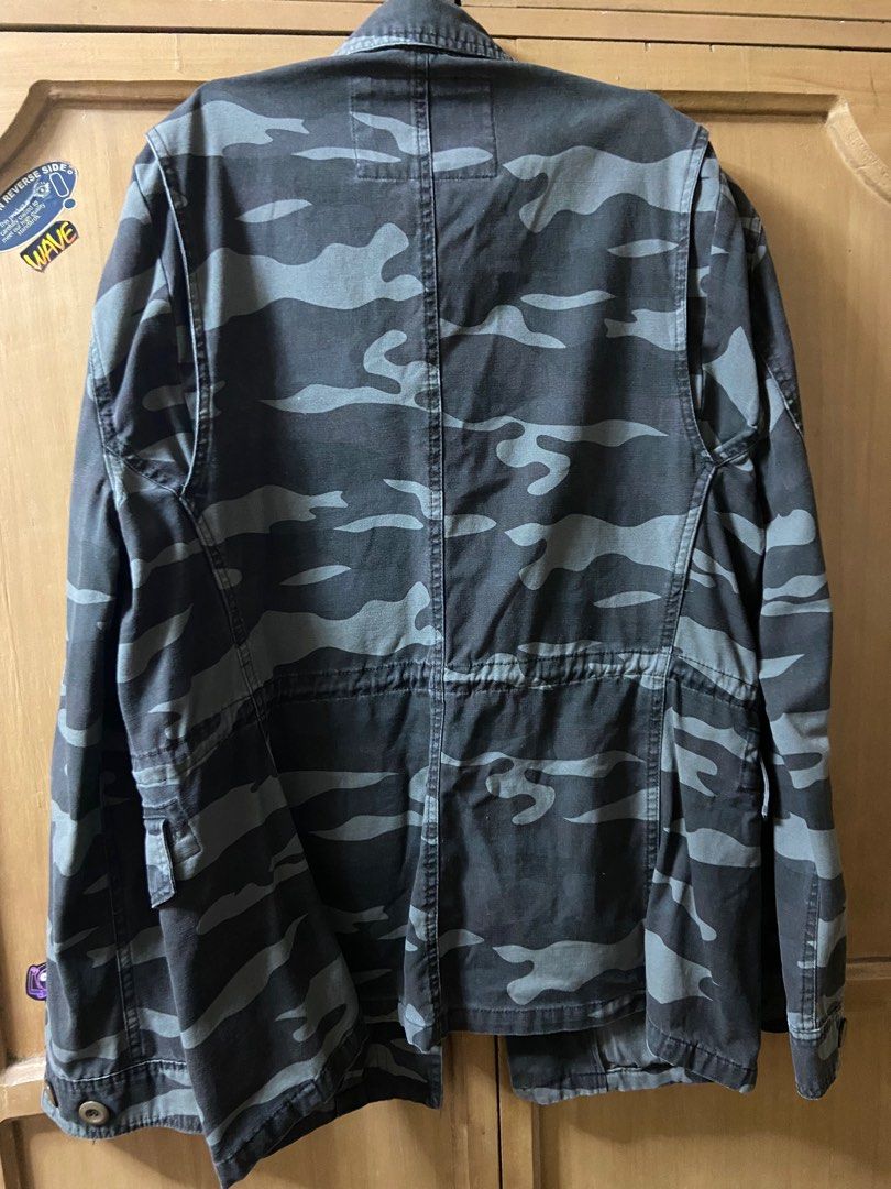 Camo denim jacket (Category: Coats, Jackets and Outerwear) located in San Juan, La Union. Submitted by jackk00 (Listing ID 1310772179, Image 2). Description: .