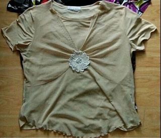 Comfortable Plus Size Beige Style Preloved Top Blouse for Women (Large to XL)
