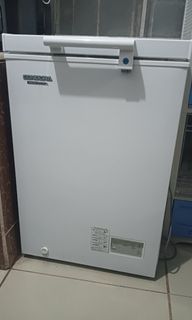 Condura CCF100RI Chest freezer