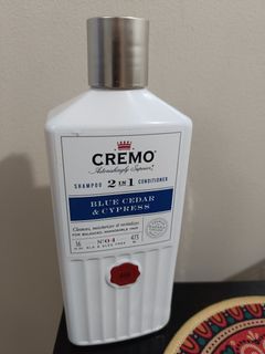 Cremo 2-in-1 Blue Cedar & Cypress shampoo