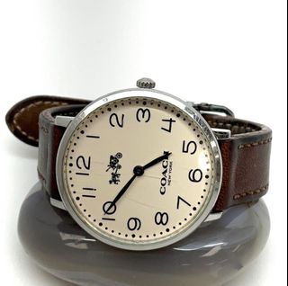 Designer Coach Stainless Steel Round Dial Leather Strap Analog Wristwatch Brand: Coach