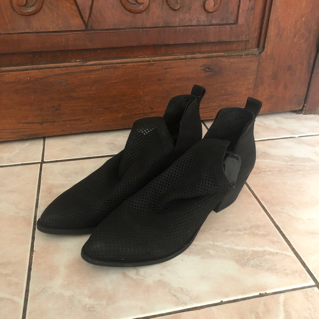 dolce vita ankle boots