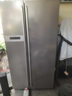 Electrolux Refrigerator  double door 618L 21.8 cu.ft Fridge
