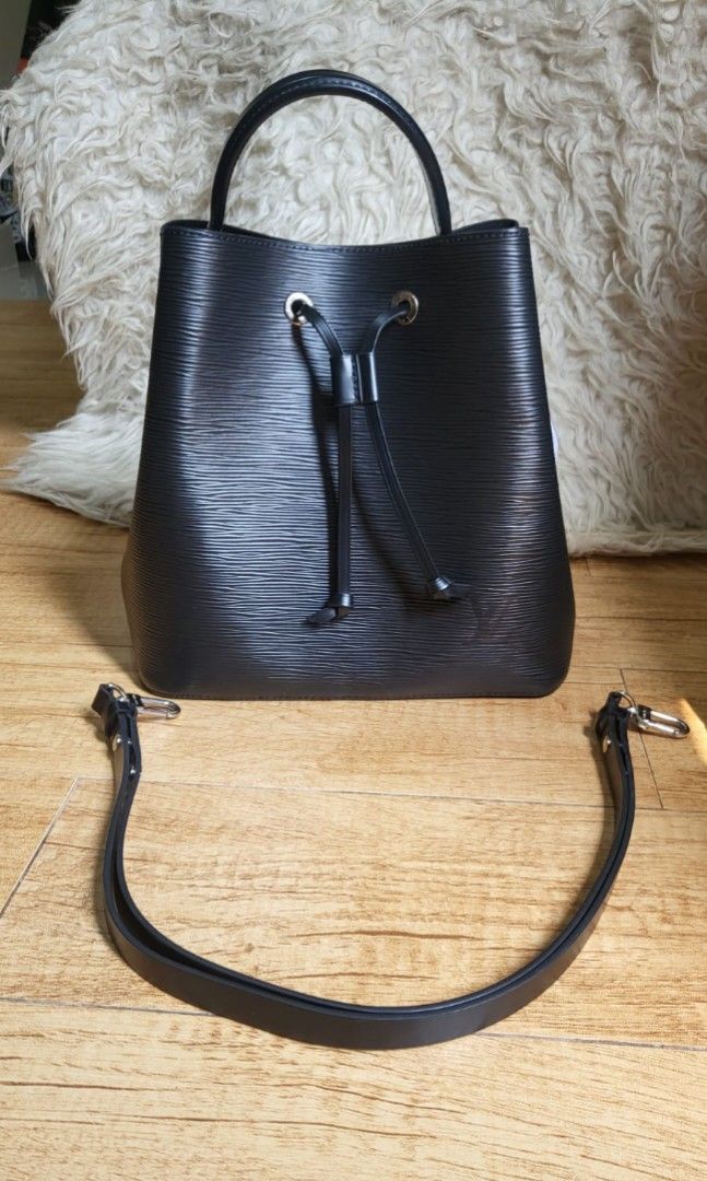 Fast Sale VGC Full Black Epi Leather Neo Noe Bag 2019 With strap