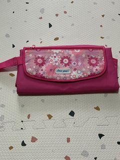 (Category: ) located in . Submitted by love.to.sell (Listing ID 1310778679, Image 1). Description: .