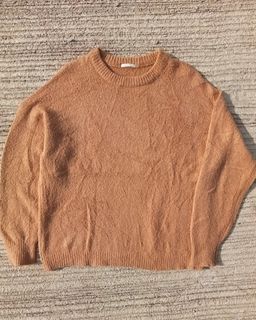 GU by uniqlo Terracotta Knitted Sweater