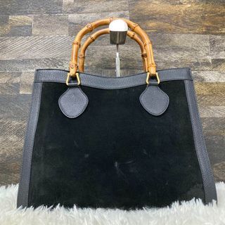 Gucci Diana handbag in bamboo suede and leather