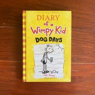 (Hardbound) Diary of a Wimpy Kid - Dog Days