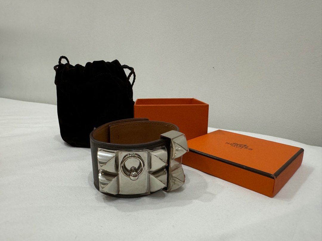Hermes CDC Bracelet (Category: Luxury Accessories) located in Quezon City. Submitted by getintomycloset (Listing ID 1310656957, Image 1). Description: Purchased feom Paris New and just stored Authentic & Compelete.