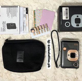 Instax Mini Liplay w/ bnew pouch