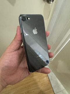iPhone 8 64 GB with Apple Watch 3 42mm