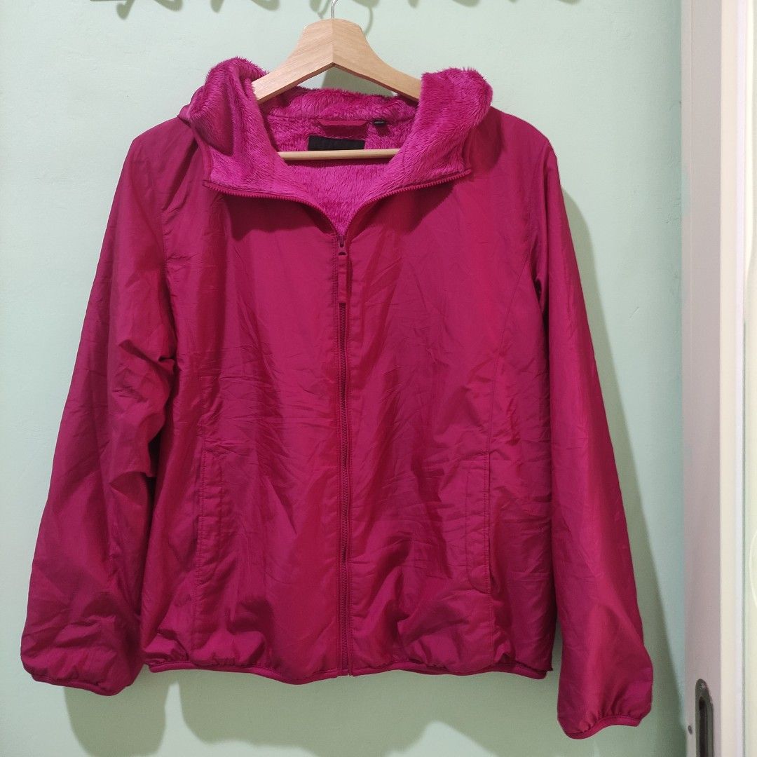 Jaket parasut uniqlo shop