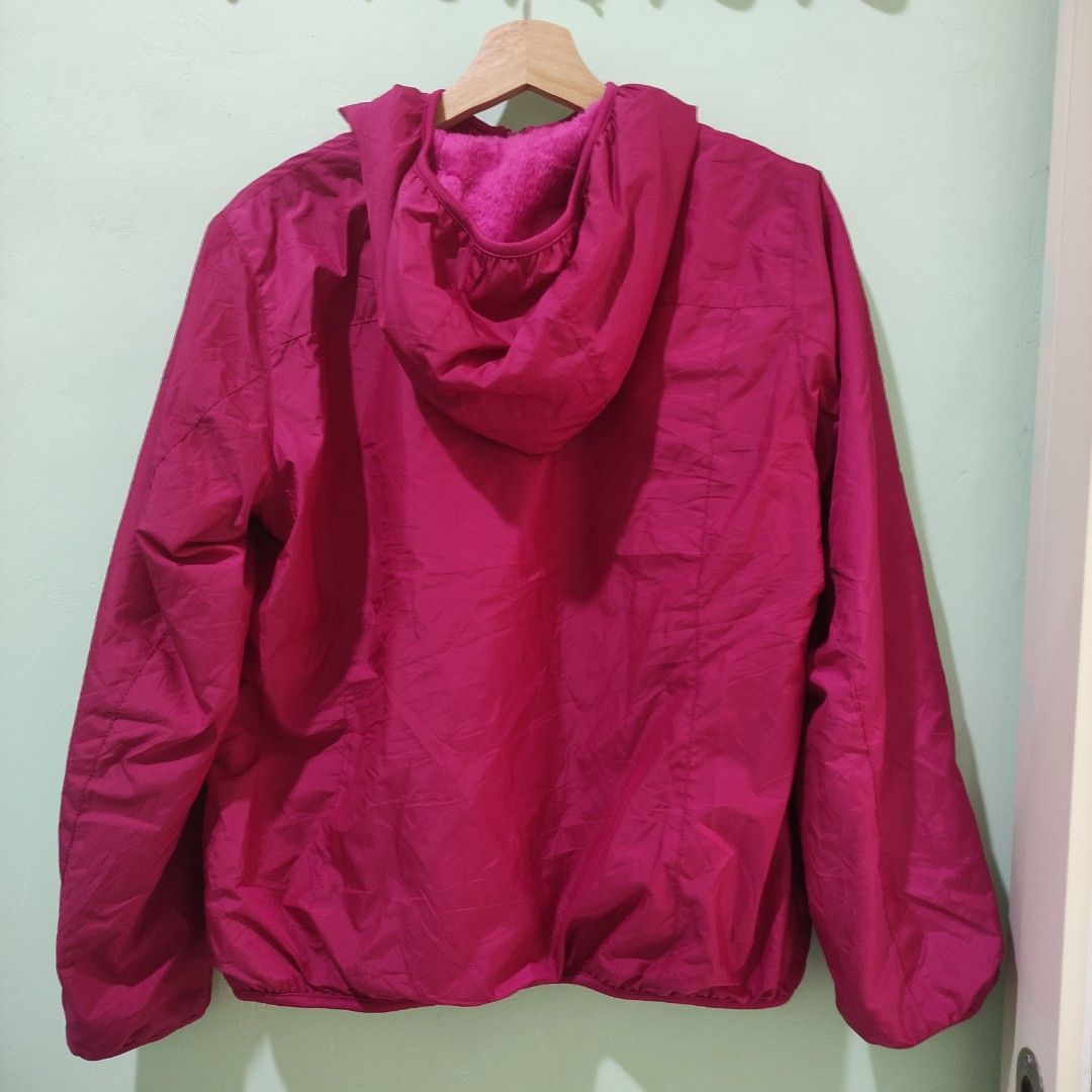 Jaket Parasut Tebal Uniqlo Fesyen Wanita Pakaian Wanita Baju Luaran di Carousell