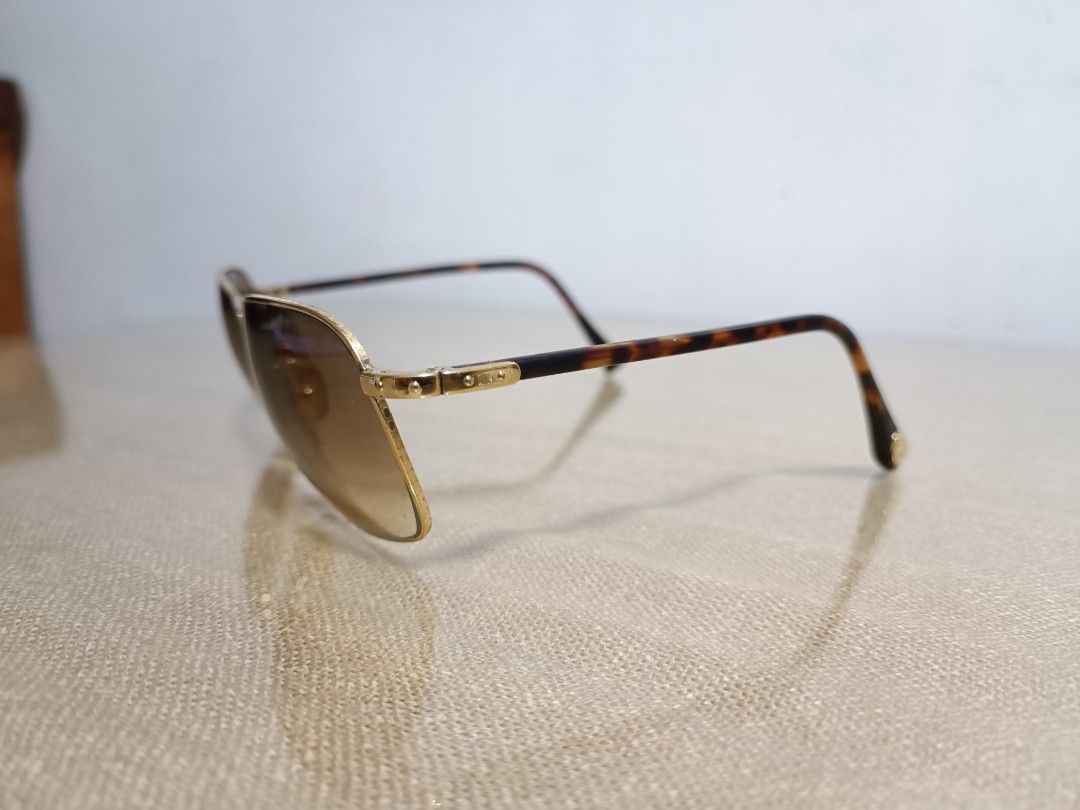 LV SUNGLASSES (Category: Luxury Accessories) located in Malabon City. Submitted by mistej_restoration (Listing ID 1310812663, Image 3). Description: 1 screw replaced.