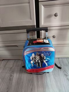 Mall pullout trolley bag