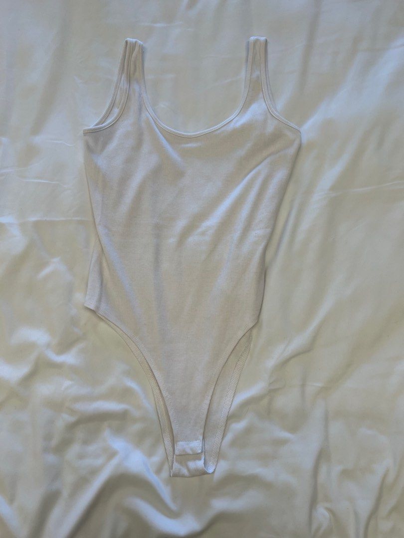 Mantou White Body Suit (Category: Others Tops) located in Taguig. Submitted by -jacqie- (Listing ID 1310667914, Image 1). Description: .