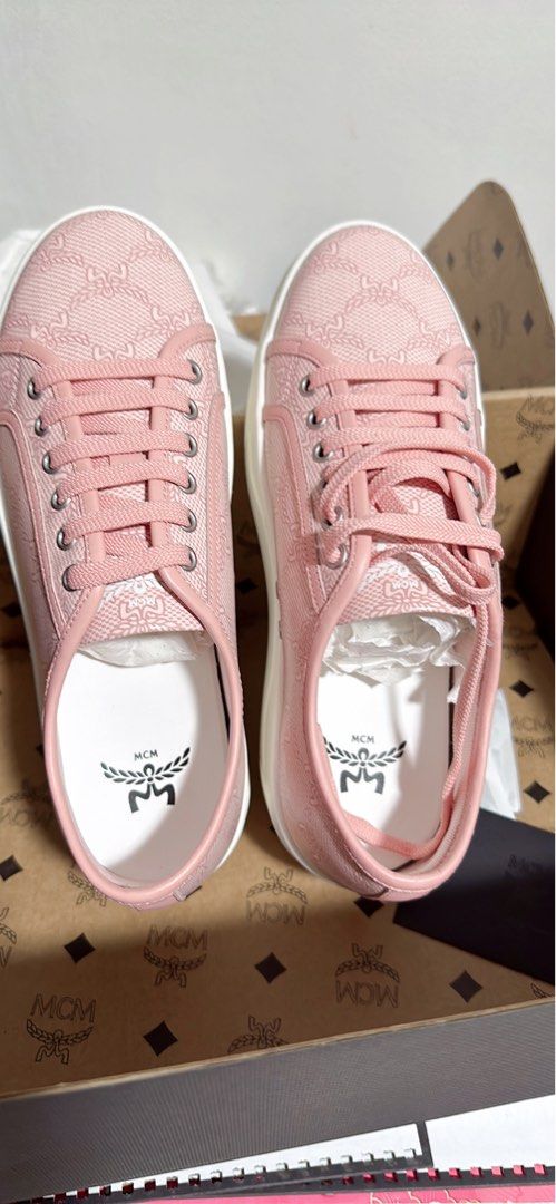 [MCM]★Skyward Loretos Platform Sneakers MCM SKYWARD PLATFORM SNEAKERS IN LAURETOS, Women's Fashion