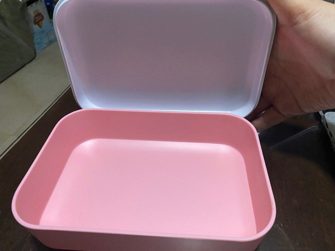 mofusand x sanrio lunch box (Category: Food Organization & Storage) located in Manila. Submitted by littleliam85 (Listing ID 1310706938, Image 3). Description: from japan.
