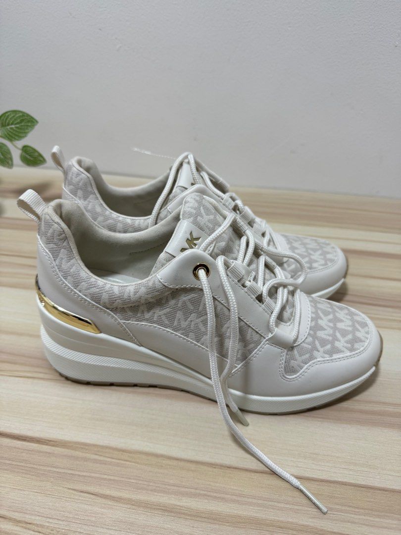 NEW Michael Michael Kors Women Sneakers shoes Women s Fashion Footwear Sneakers on Carousell