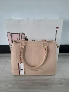 (Kategori: ) berada di . Dikirim oleh erlthings (ID iklan 1310818758, Gambar 1). Deskripsi: .
