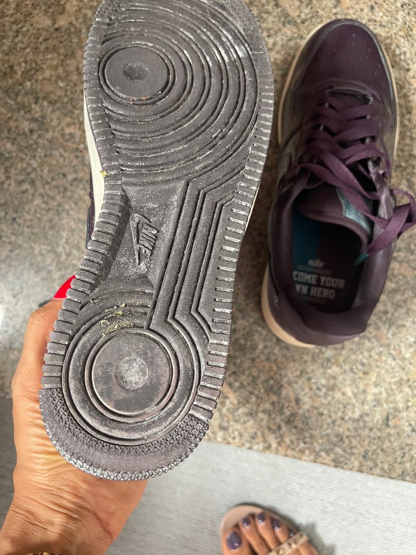 Nike dressy sneakers
