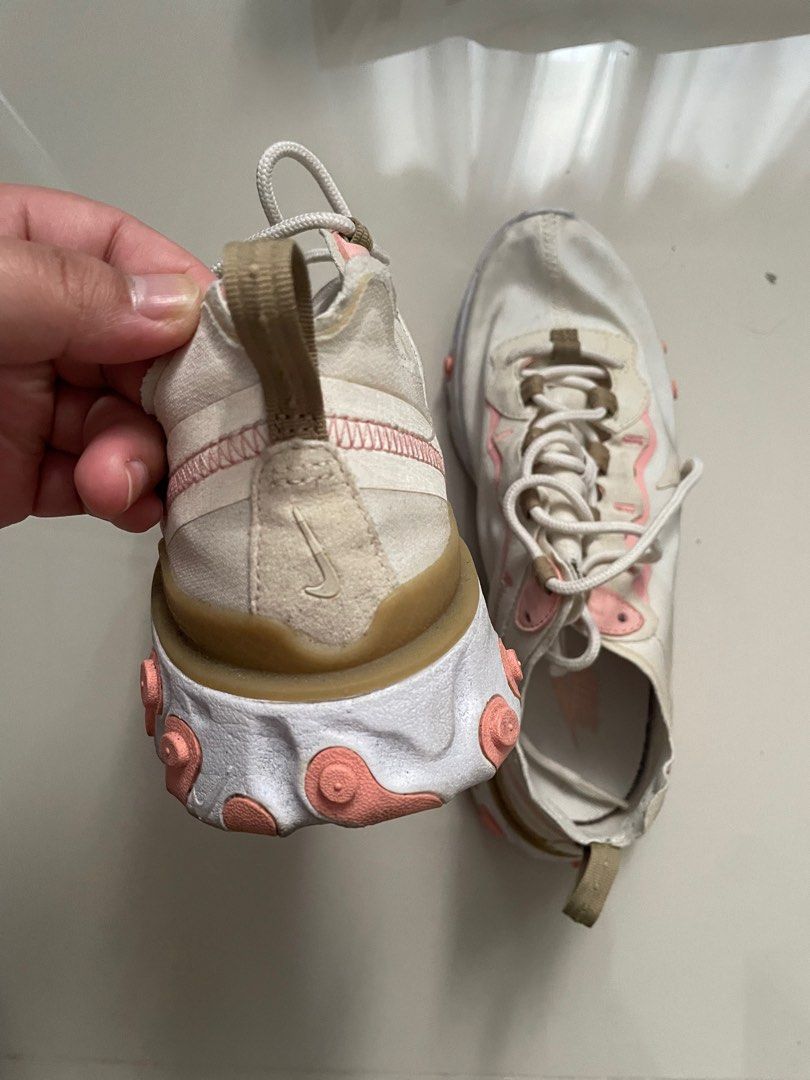 NIKE REACT ELEMENT 55 (Category: Sneakers) located in Marikina City. Submitted by closetbyk_ (Listing ID 1310711630, Image 2). Description: Original NIKE REACT ELEMENT 55 – Lightly used for running – Still with box – Minimal flaws & signs of usage – Needs cleaning – Size 8 | 25 cm WMNS ₱1,200 negotiable for sure buyers!.