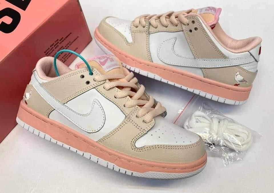 nike sb dunk pigeon pink