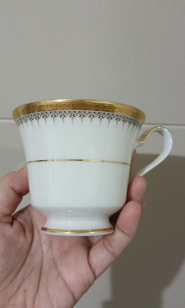 Noritake Edinburg cup (Category: Coffee & Tea Tableware) located in Mandaluyong City. Submitted by diynanay (Listing ID 1310798242, Image 1). Description: Noritake orphan cup. Edinburg. good condition. 750 pesos slightly negotiable.