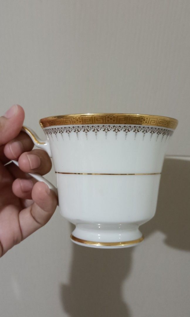 Noritake Edinburg cup (Category: Coffee & Tea Tableware) located in Mandaluyong City. Submitted by diynanay (Listing ID 1310798242, Image 2). Description: Noritake orphan cup. Edinburg. good condition. 750 pesos slightly negotiable.