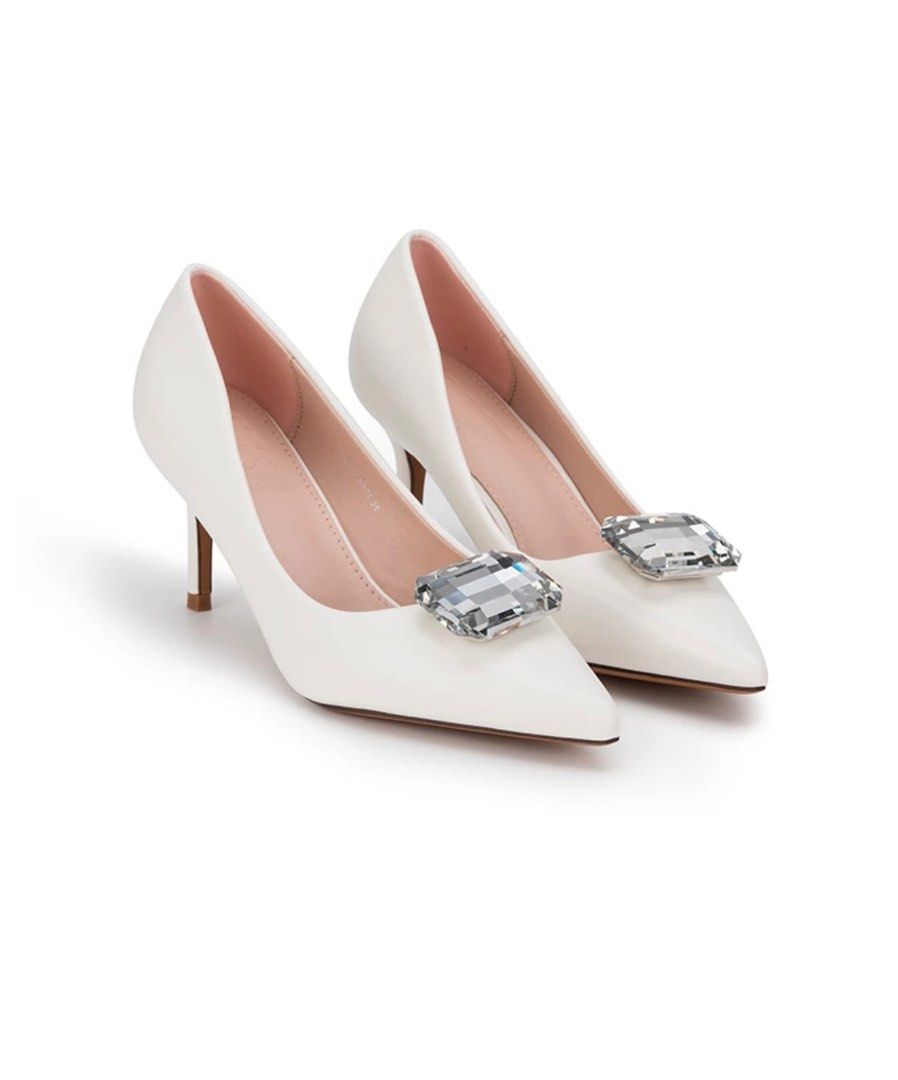 Nose white stud heel pump kasut nikah Women s Fashion Footwear Heels on Carousell