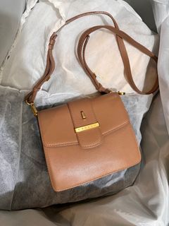 Original Carlyn Crossbody/Sling Mocha Bag