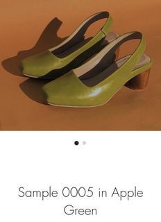 [RARE SAMPLE SALE] GVN square toe heels size 9