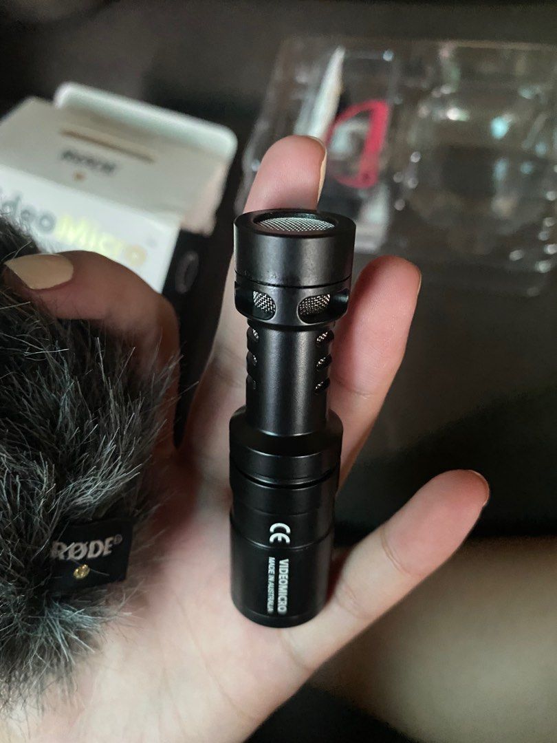 Rode Mic - VideoMic (Category: Video Cameras) located in Manila. Submitted by verymuch.rocky (Listing ID 1310655686, Image 2). Description: Never been used. I prefer using wireless instead. For pickup via lalamove Location: Paranaque area near SM Sucat, Olivarez College.