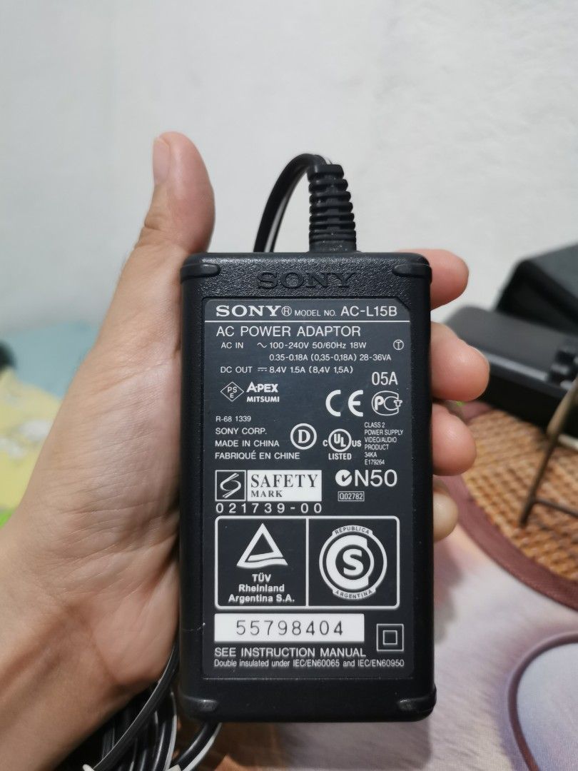 Sony adapter and battery (Category: Video Cameras) located in Angeles City. Submitted by gonzalesmi33266 (Listing ID 1310808872, Image 3). Description: Decluttering ‼️ ✅ Working both ❌No issue.