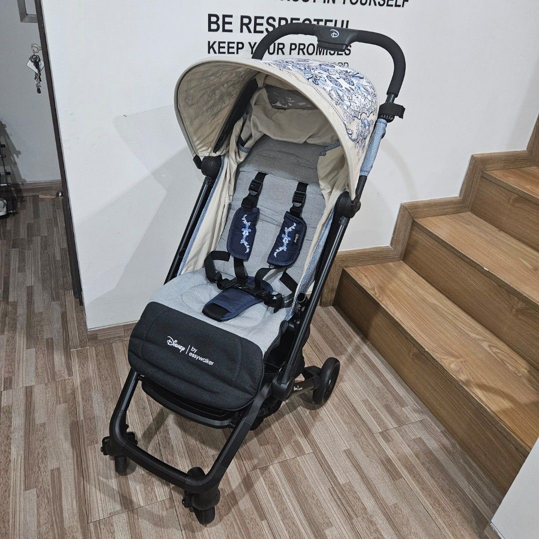 Stroller Easywalker Buggy XS Disney version, Bayi Anak, Kereta