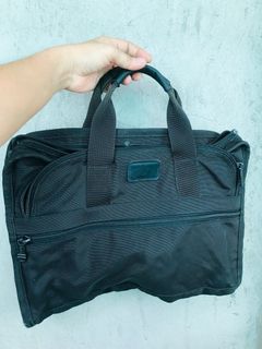 Tumi Laptop bag with issue