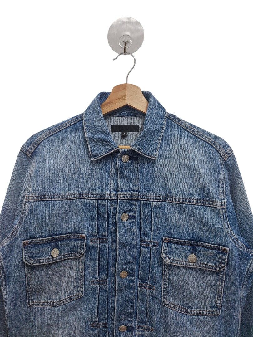 Uniqlo denim jacket malaysia 2025