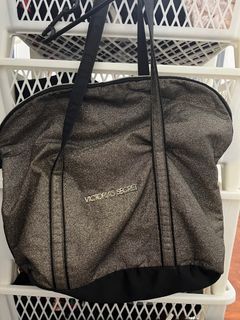 Victoria's Secret Handbag/Gym Tote Bag Metallic Glitter Gold
