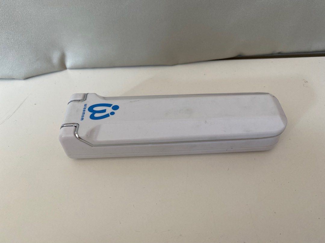 Wisemom Portable UV Sterilizer (Category: Soothers & Pacifiers) located in Manila. Submitted by penny.penny1 (Listing ID 1310641361, Image 1). Description: .