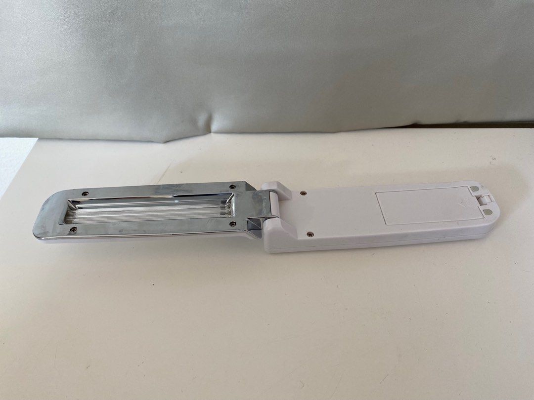 Wisemom Portable UV Sterilizer (Category: Soothers & Pacifiers) located in Manila. Submitted by penny.penny1 (Listing ID 1310641361, Image 3). Description: .